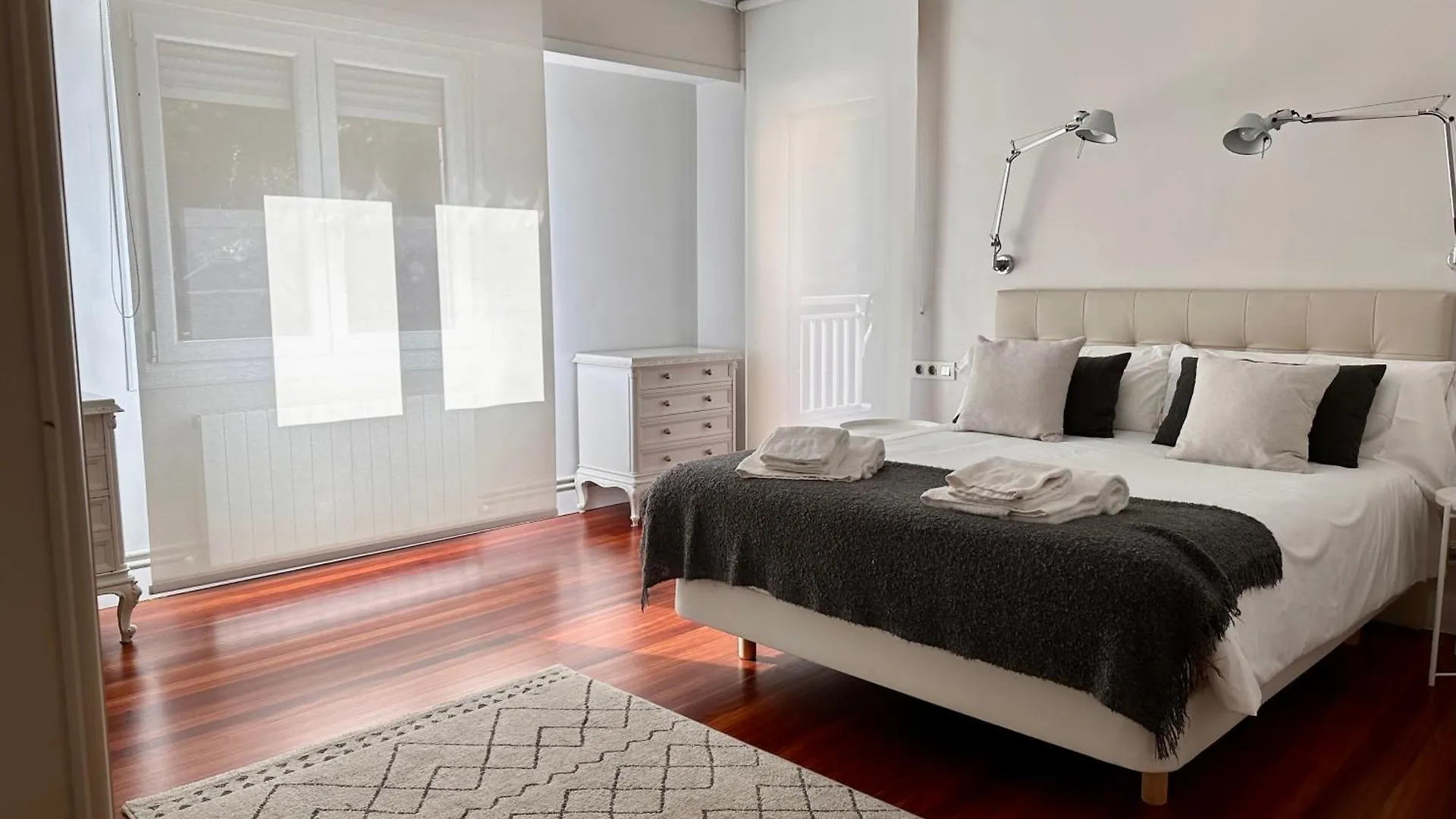 Apartxibi Bermeo 0*,  Spain